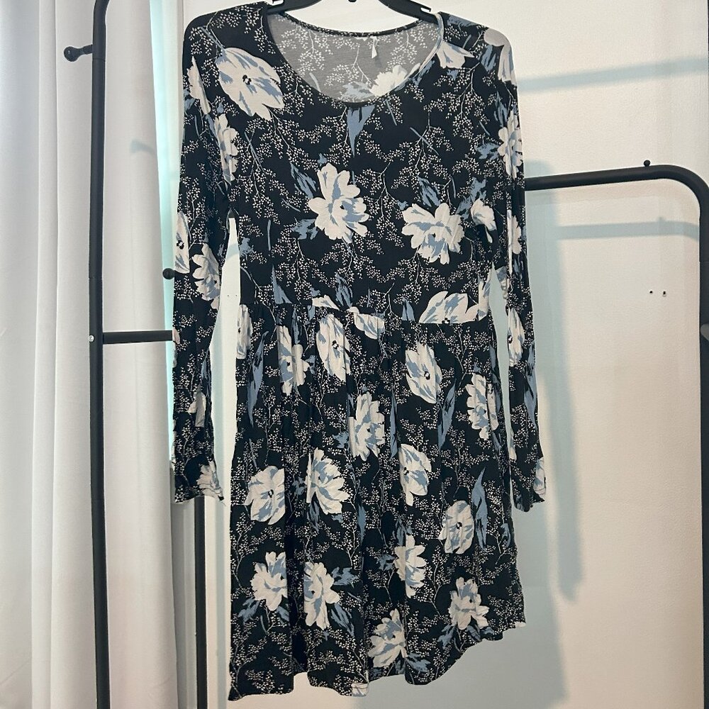 Long sleeve Dress